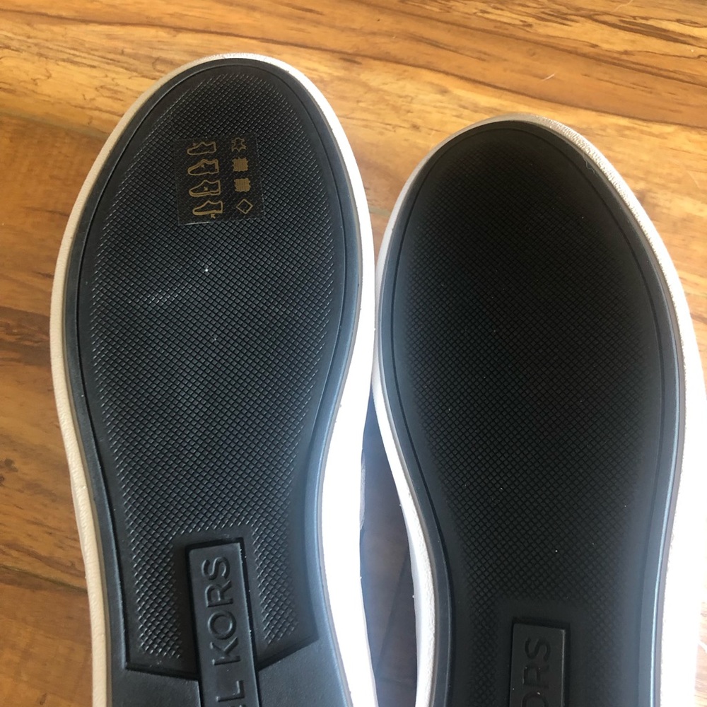 Michael Kors silver sneakers - Picture 3 of 3